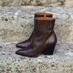 Bottines MIRETTE en cuir naturel marron – Ángel Alarcón