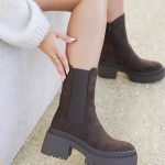 Bottines femme marron en suédine à plateforme et semelle crantée tendance