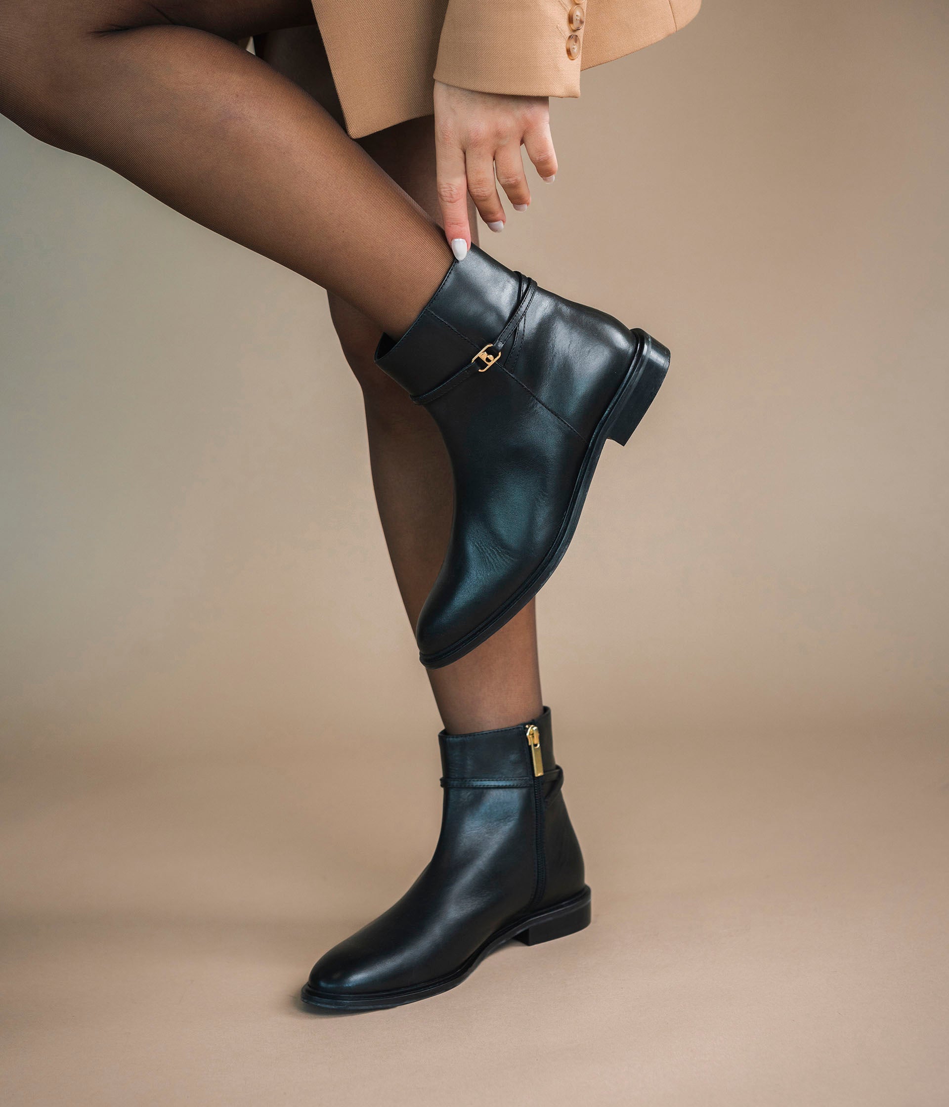boots-femme-noir-561wiy-1.jpg Boots Safia noir – Image 1