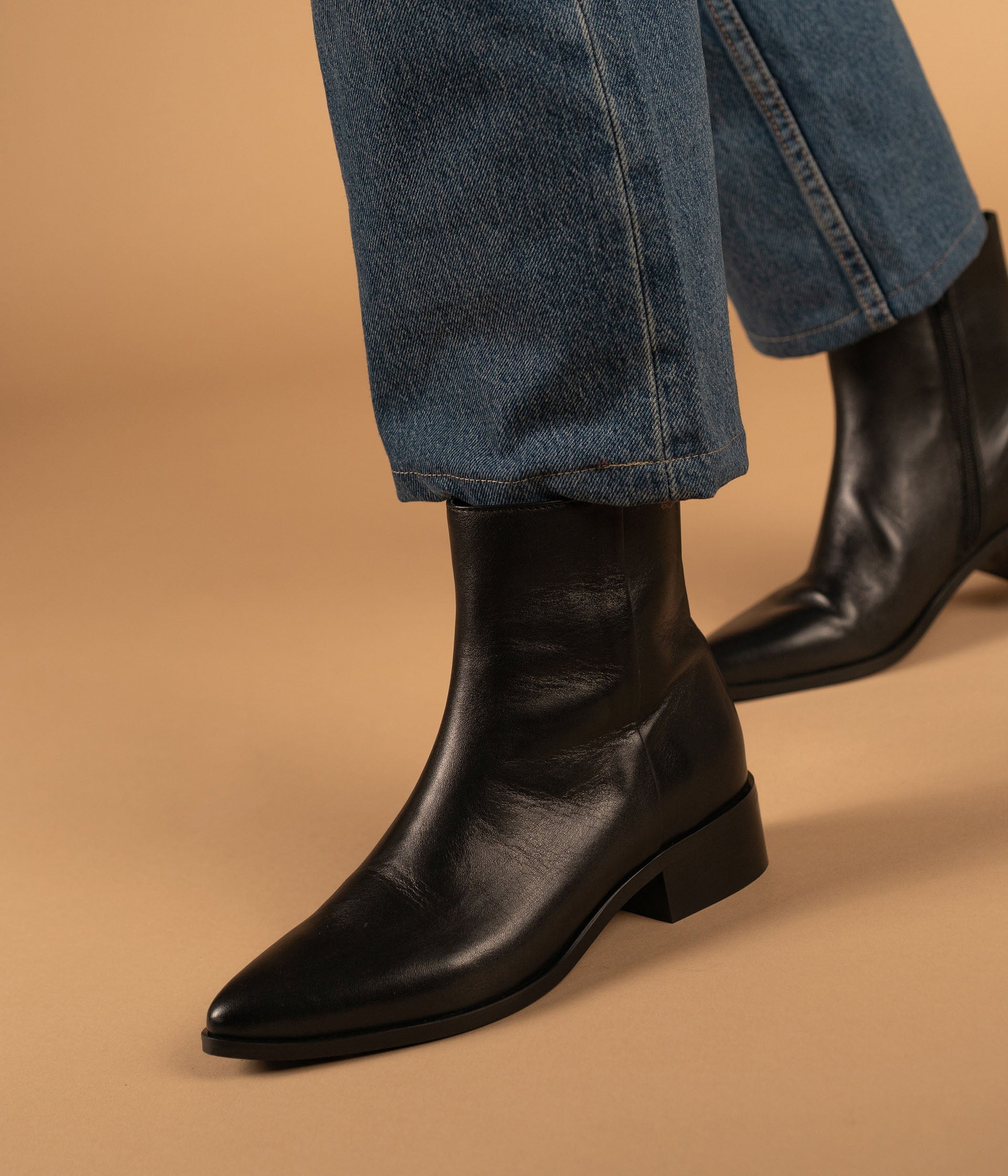 boots-noir-508ivf-1.jpg Boots Marylis noir – Image 1