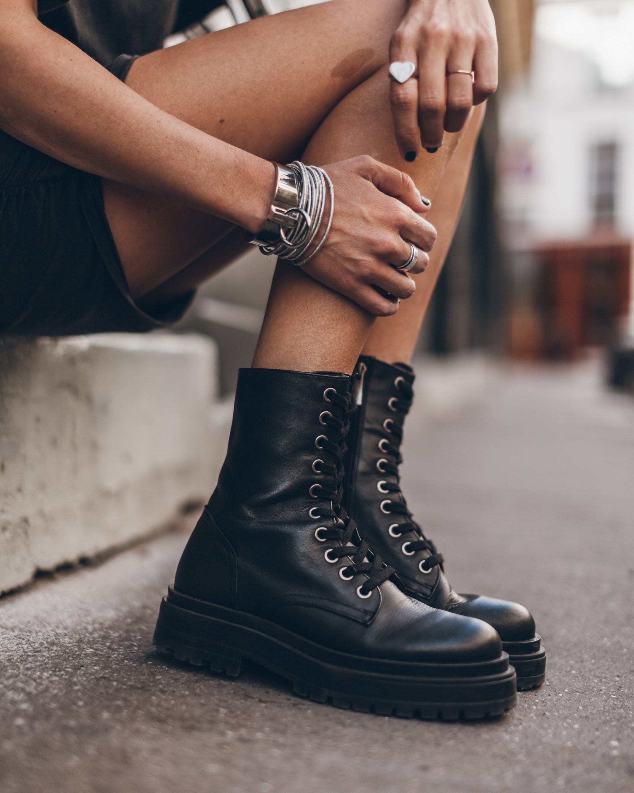 boots-noir-848heu-1.jpg The Black Laced Leather Boots 36 – Image 1