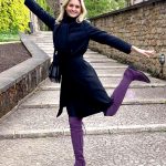 Cuissardes habillées femme sur mesure cuir violet améthyste à semelle en cuir plate Florence Kooijman