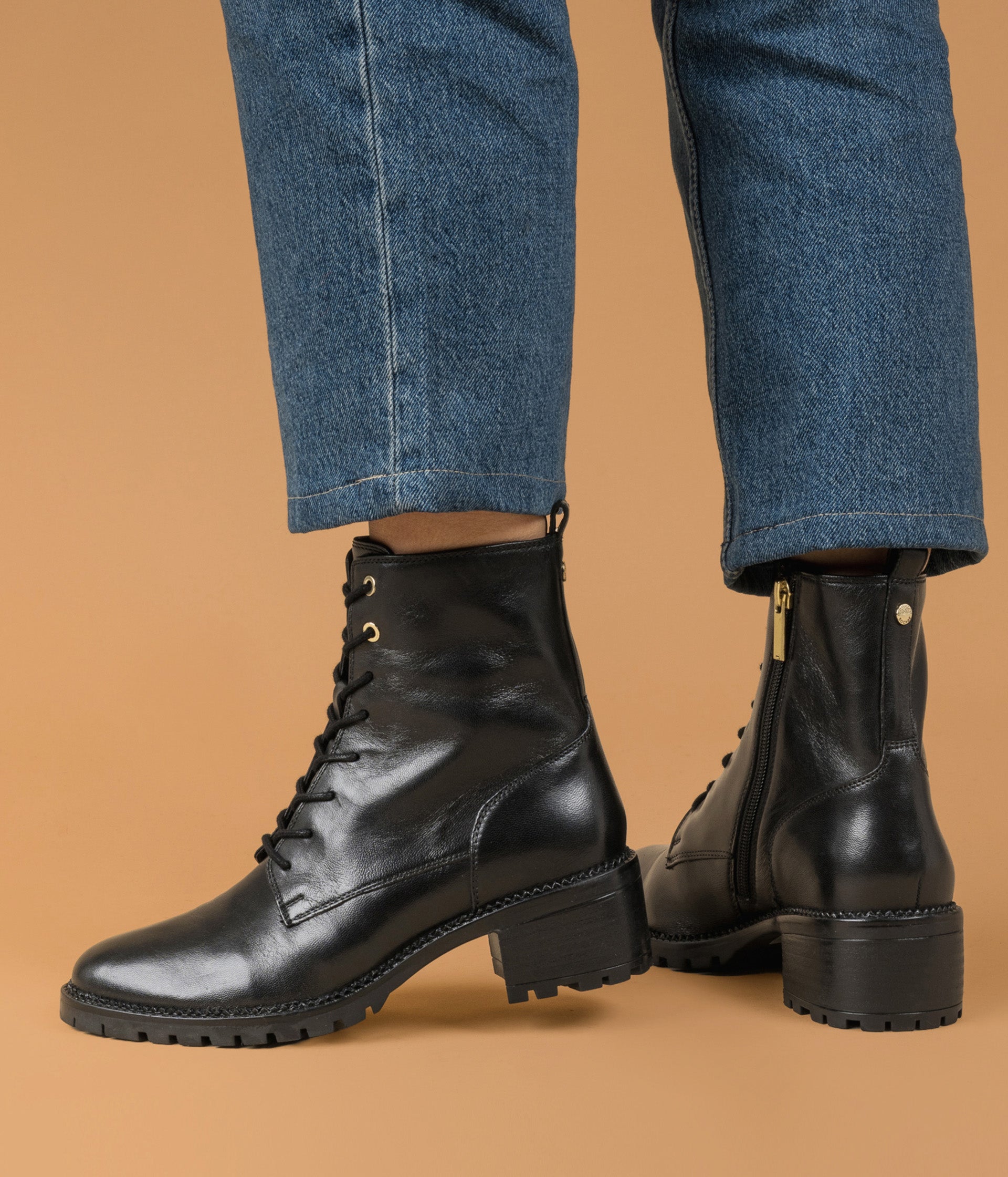 bottes-a-lacets-femme-895gkd.jpg Bottines à lacets | Chaussures femme | BOCAGE – Image 1