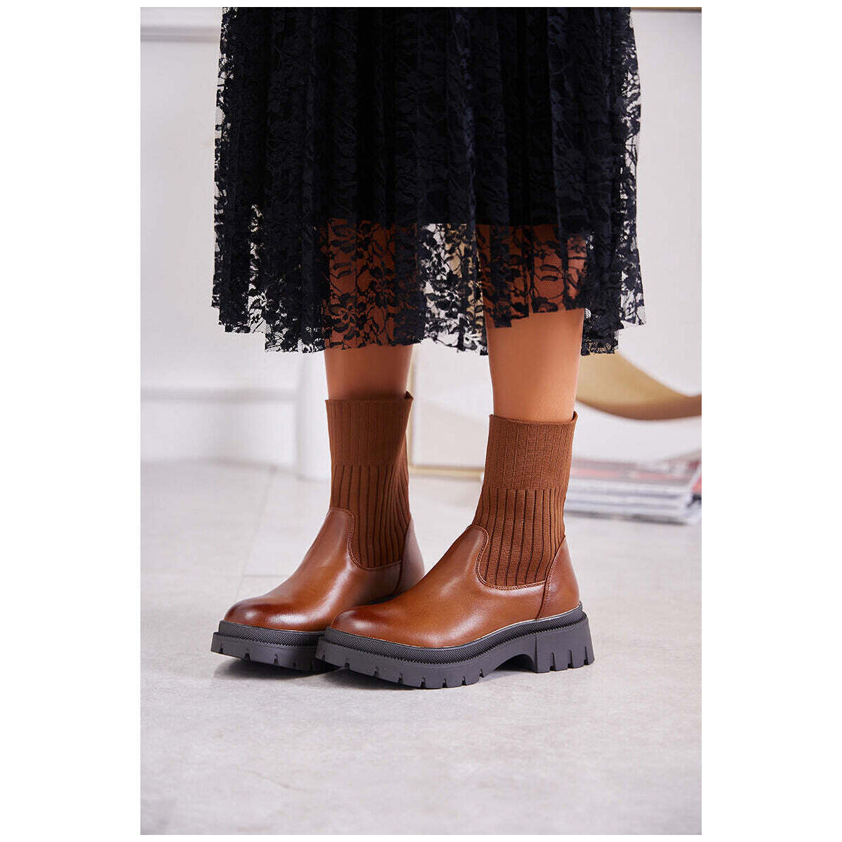 bottes-chelsea-femme-703hps-1.jpg Boots Chelsea camel plateforme, tige façon chaussette 36 – Image 1