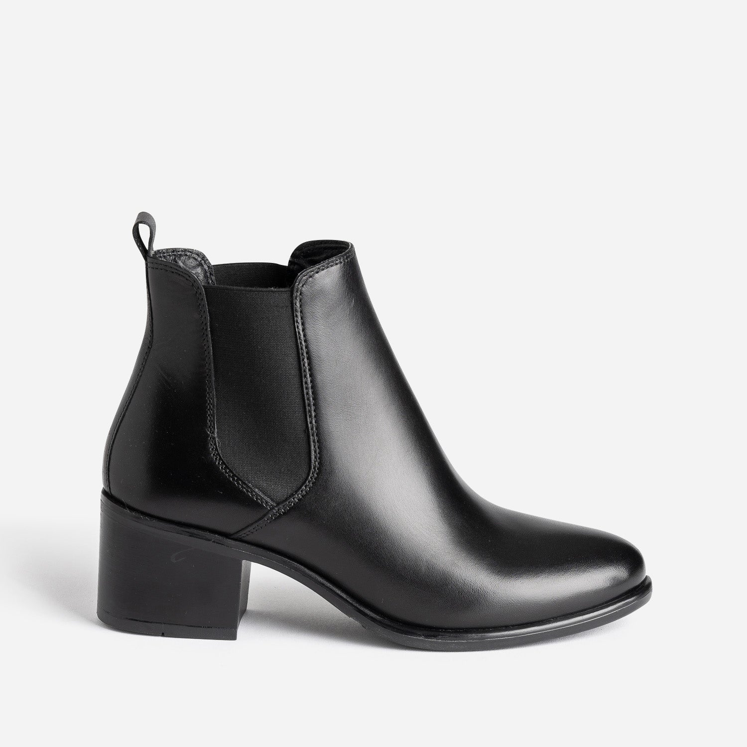 bottes-chelsea-femme-898axf-1.jpg Chelsea boots noir en cuir – Image 1