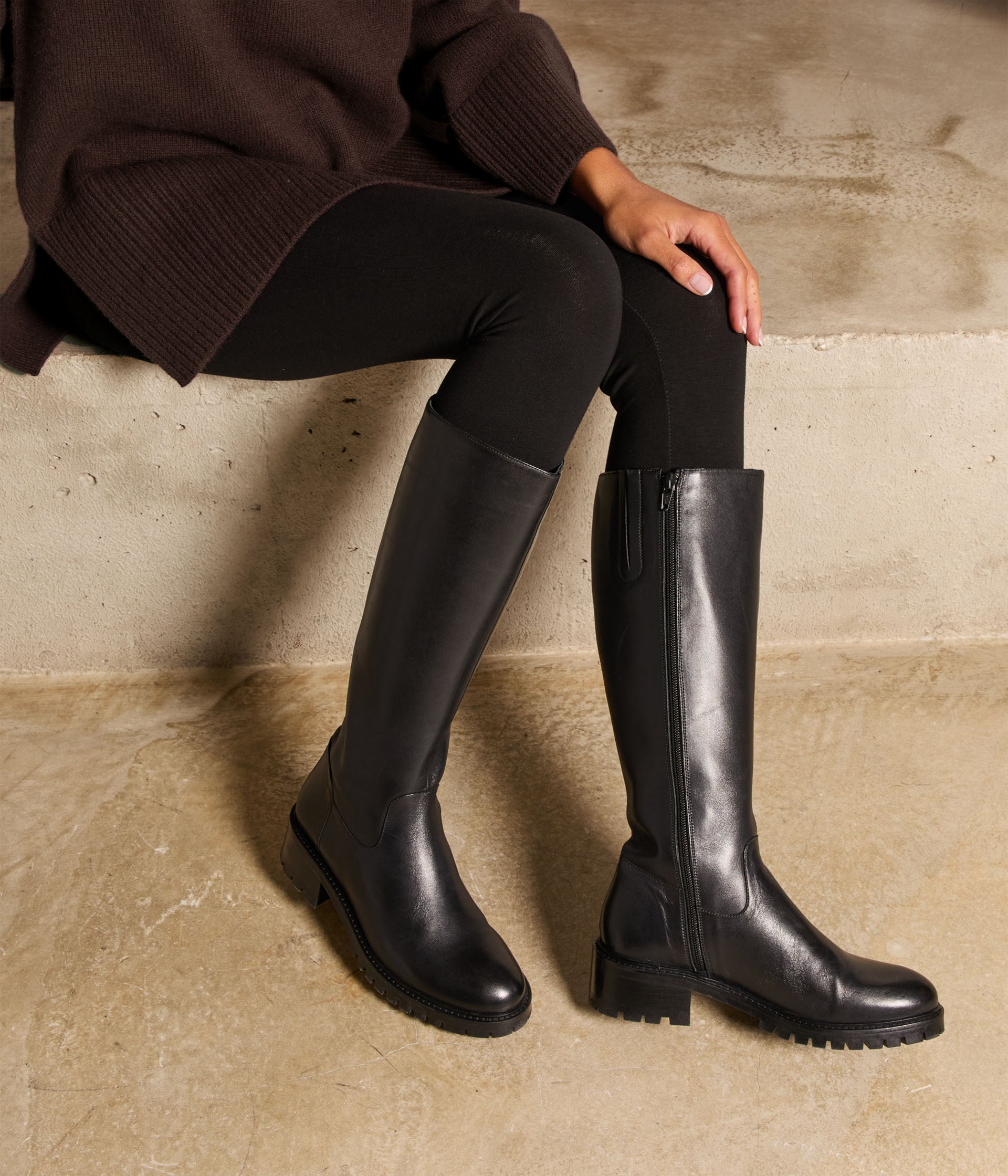 bottes-cuir-363jrd-1.jpg Bottes cuir noir Léandro – Image 1