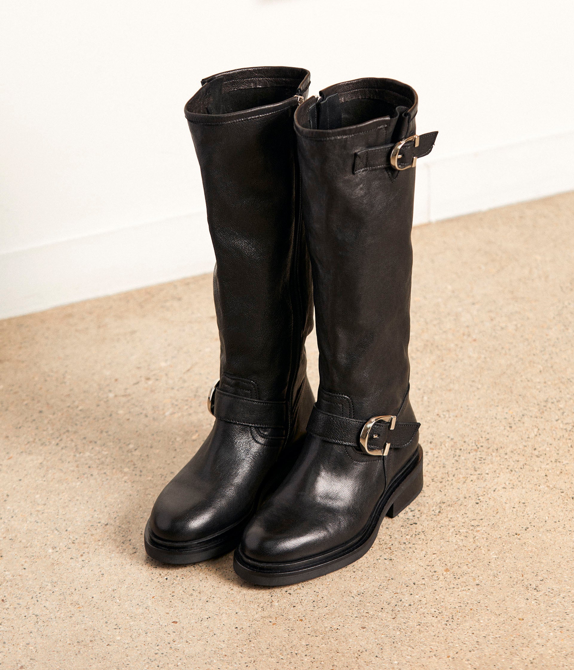 bottes-cuir-707lhp-1.jpg Bottes cuir noir Izia – Image 1