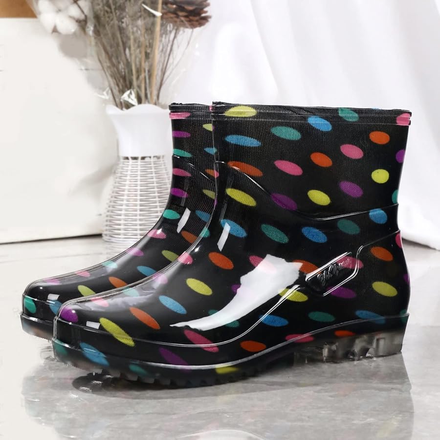 bottes-de-pluie-femme-originales-308nya-1.jpg Générique Botte de Pluie Femme Bottes en Caoutchouc Femme Bottes Caoutchouc Femme Bottine Pluie Pvc Chaussure Anti pluie Bottes Mollet ... – Image 1