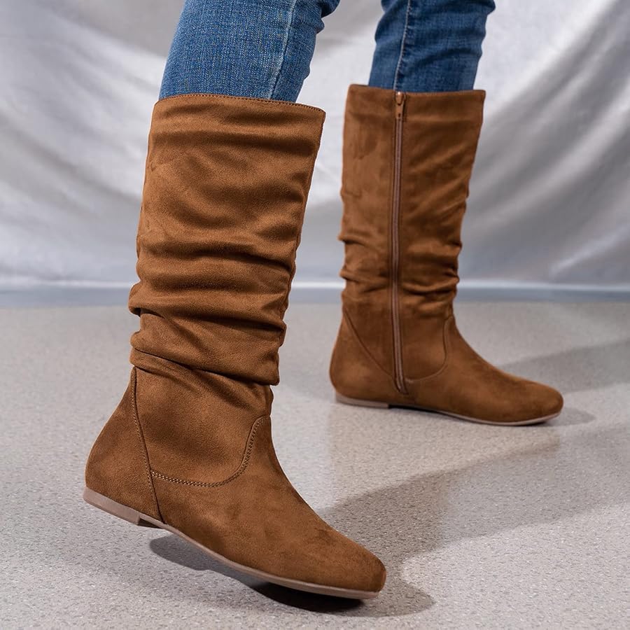 bottes-femme-plates-807pqk-1.jpg Bottes plates en daim plissé pour femme Couleur unie, marron, 39.5 EU : Amazon.fr: Mode – Image 1