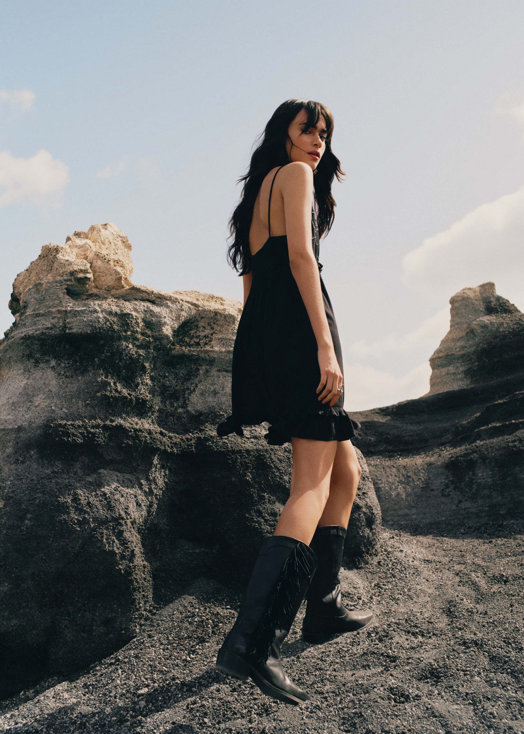 bottes-mango-472nsf-1.jpg Bottes hautes à franges en cuir Teen | MANGO France métropolitaine – Image 1