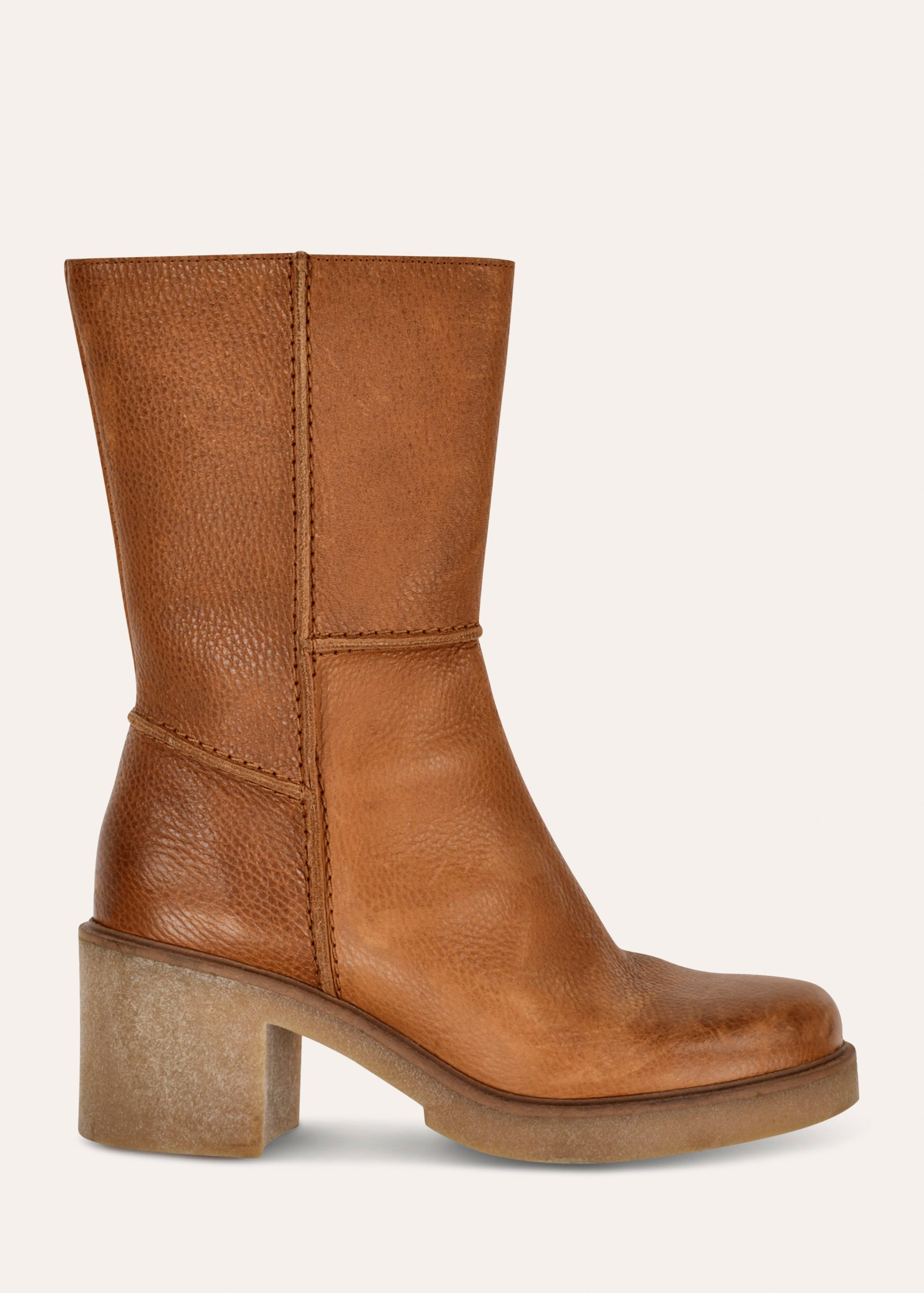 bottes-mollets-fins-904eme-1.jpg Bottes Femme Bottes Mollets Fins 34 Cm Bottes Mi mollet En Cuir Camel La Fée Maraboutée – Image 1
