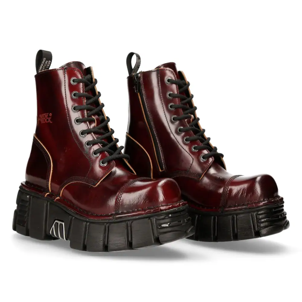 bottes-rouges-904mfv.webp Bottes Rouge New Rock M MILI083C S57 – Image 1