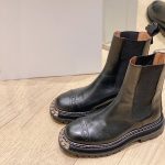 Les bottes bout de métal style «Sandro»