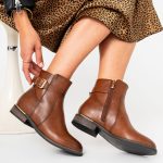 Bottines plate avec boucle décorative sur la tige femme V... marron | GEMO