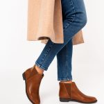 Bottines femme unies à talon plat style Chelsea