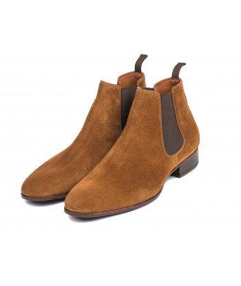 bottines-homme-daim-065qal-1.jpg Chelsea boots homme daim marron clair fabriquées en France Crespin – Image 1