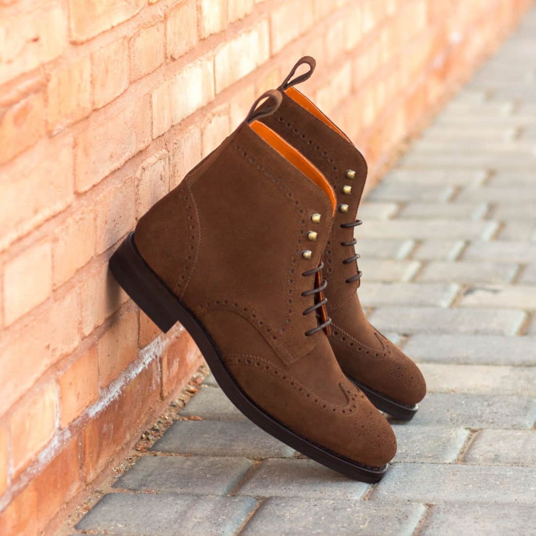 bottines-homme-daim-852ifs-1.jpg Bottines Derbies Brogue en daim marron Semelles Dainite® – Image 1