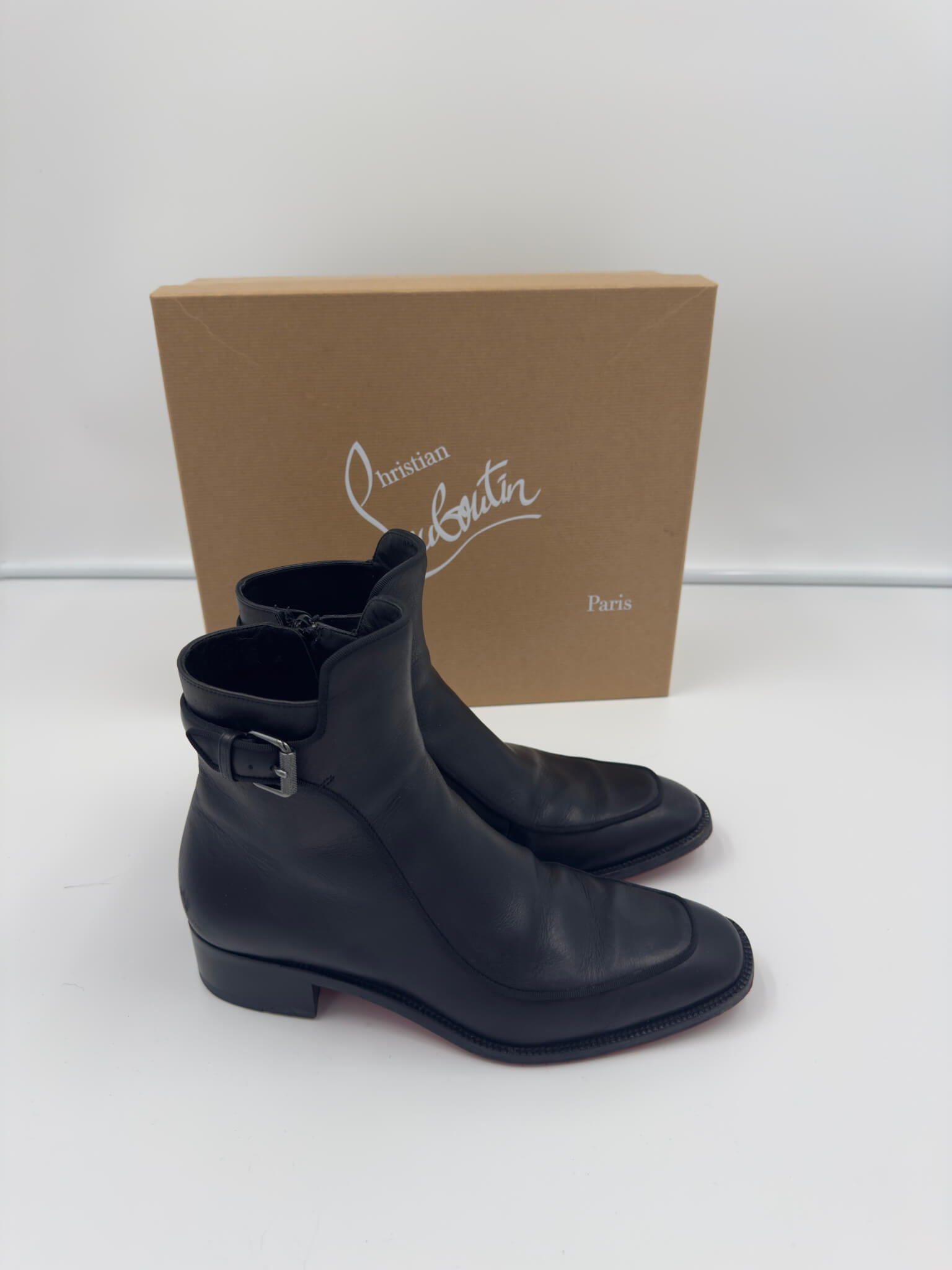 bottines-louboutin-902zjr-1.jpg Boots CHRISTIAN LOUBOUTIN 37,5 Maison Clémence – Image 1