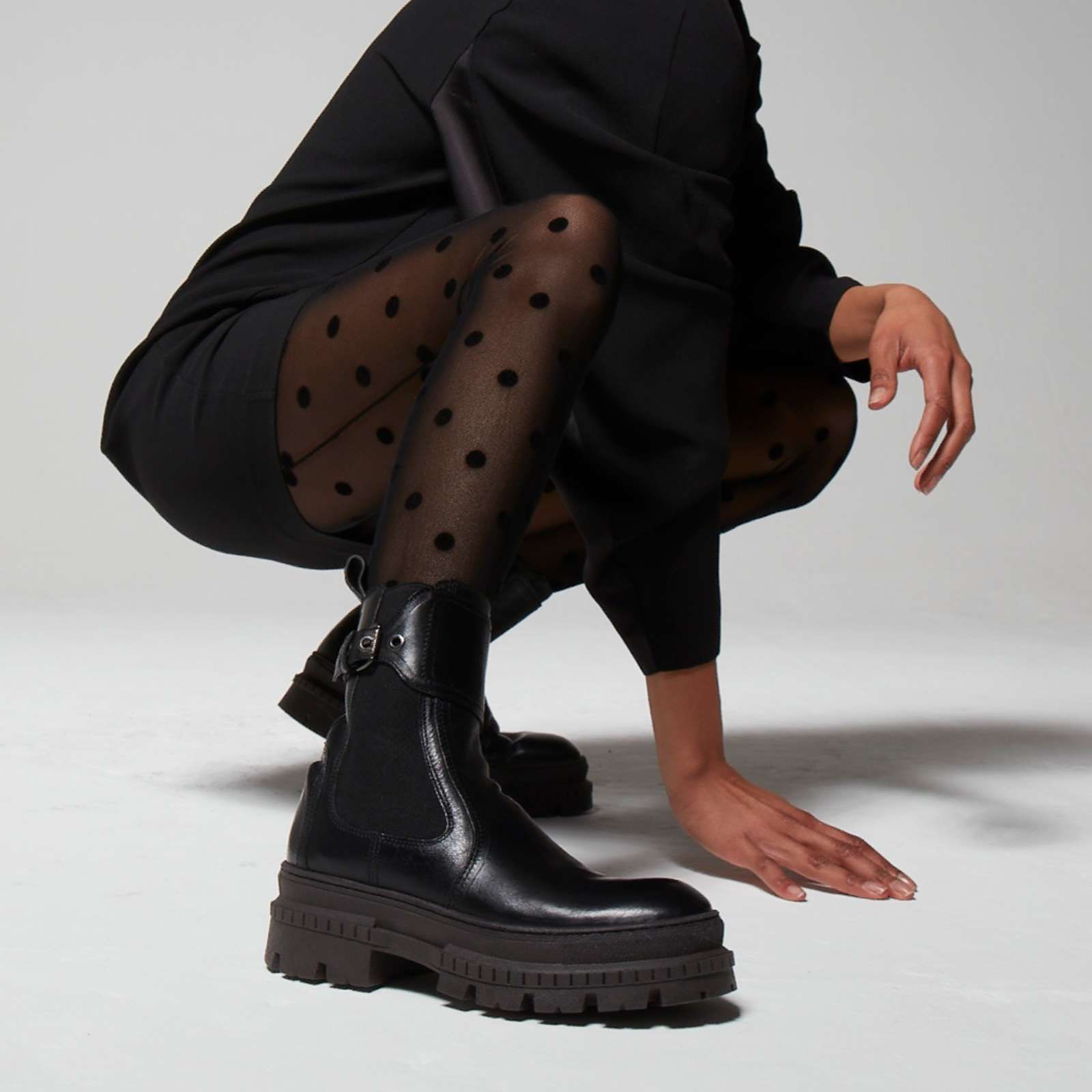 bottines-mjus-077vea-1.jpg MJUS GEORDIE I23 T68205 ANKLE BOOTS NERO – Image 1